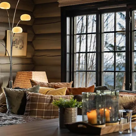 샬레 Th590- Large Ski-in Out With Jacuzzi, Sauna In *
