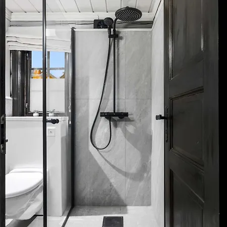 샬레 Th590- Large Ski-in Out With Jacuzzi, Sauna In